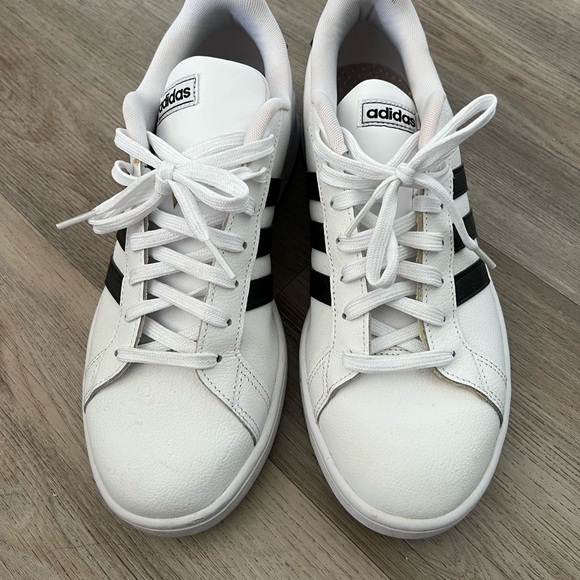 Adidas Grand Court - Classic Cloudfoam Men's Shoes - Picture 2 of 6